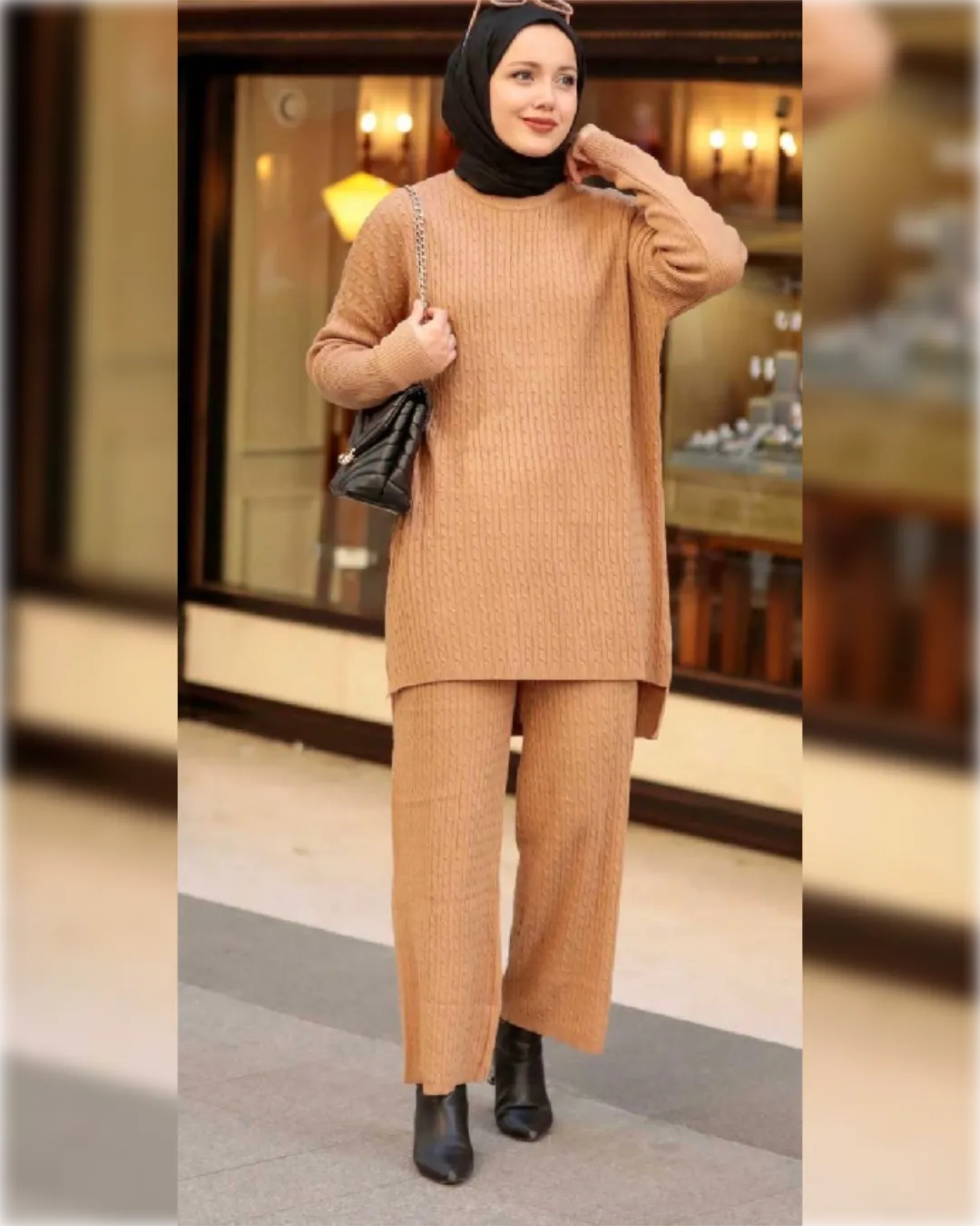 Layla Casual Tricot Light Orange 2-Pieces Outfit in Wool طقم ليلى الشتوي من الصوف الناعم مكون من قطعتين باللون البرتقالي الفاتح الجميل