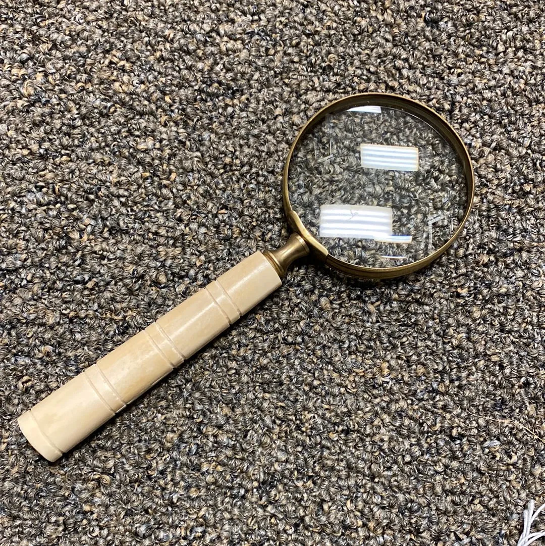 Magnifying Glass, Seven Styles