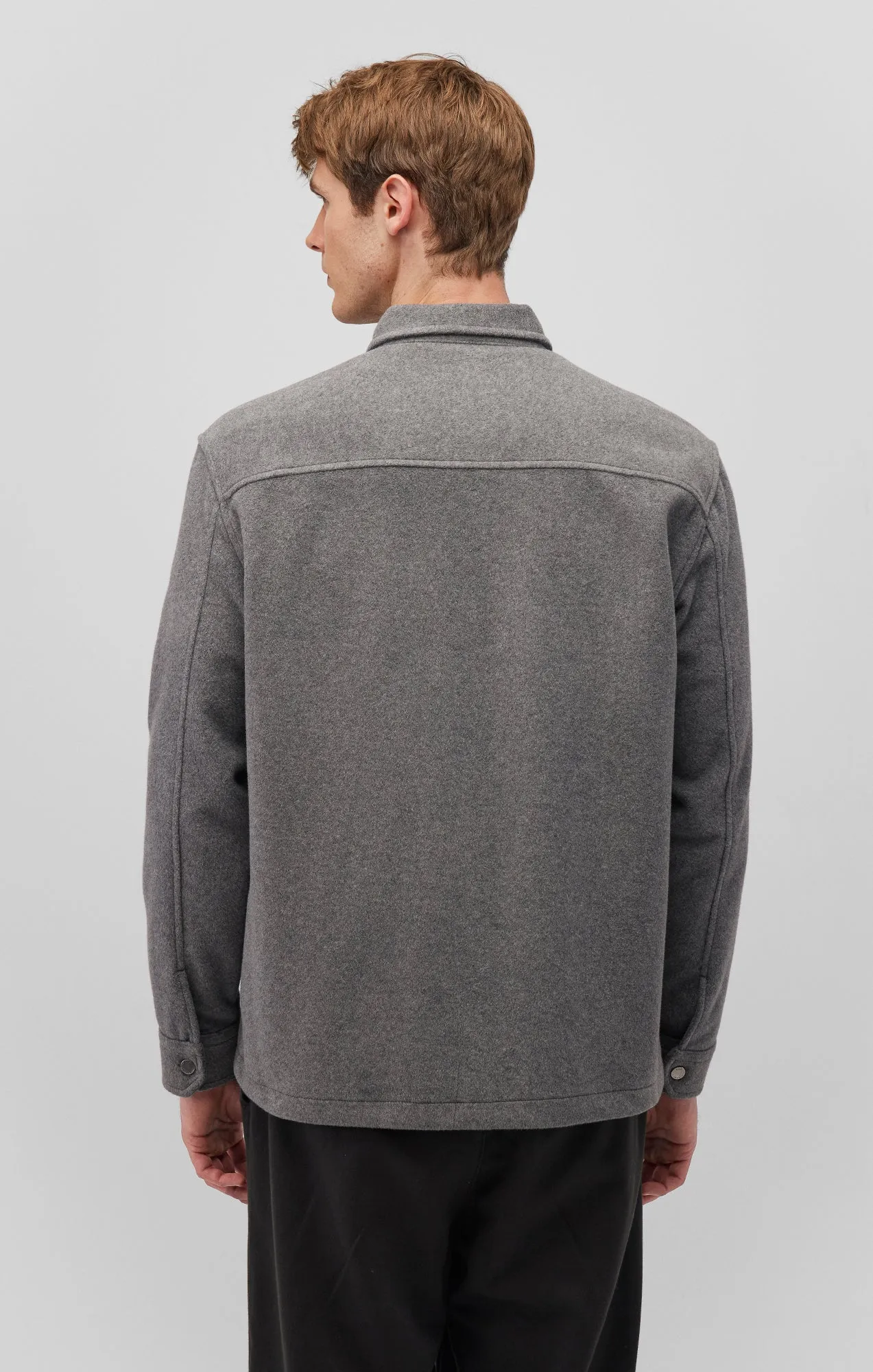 ONE POCKET LONG SLEEVE BUTTON-UP SHIRT IN ANTHRACITE