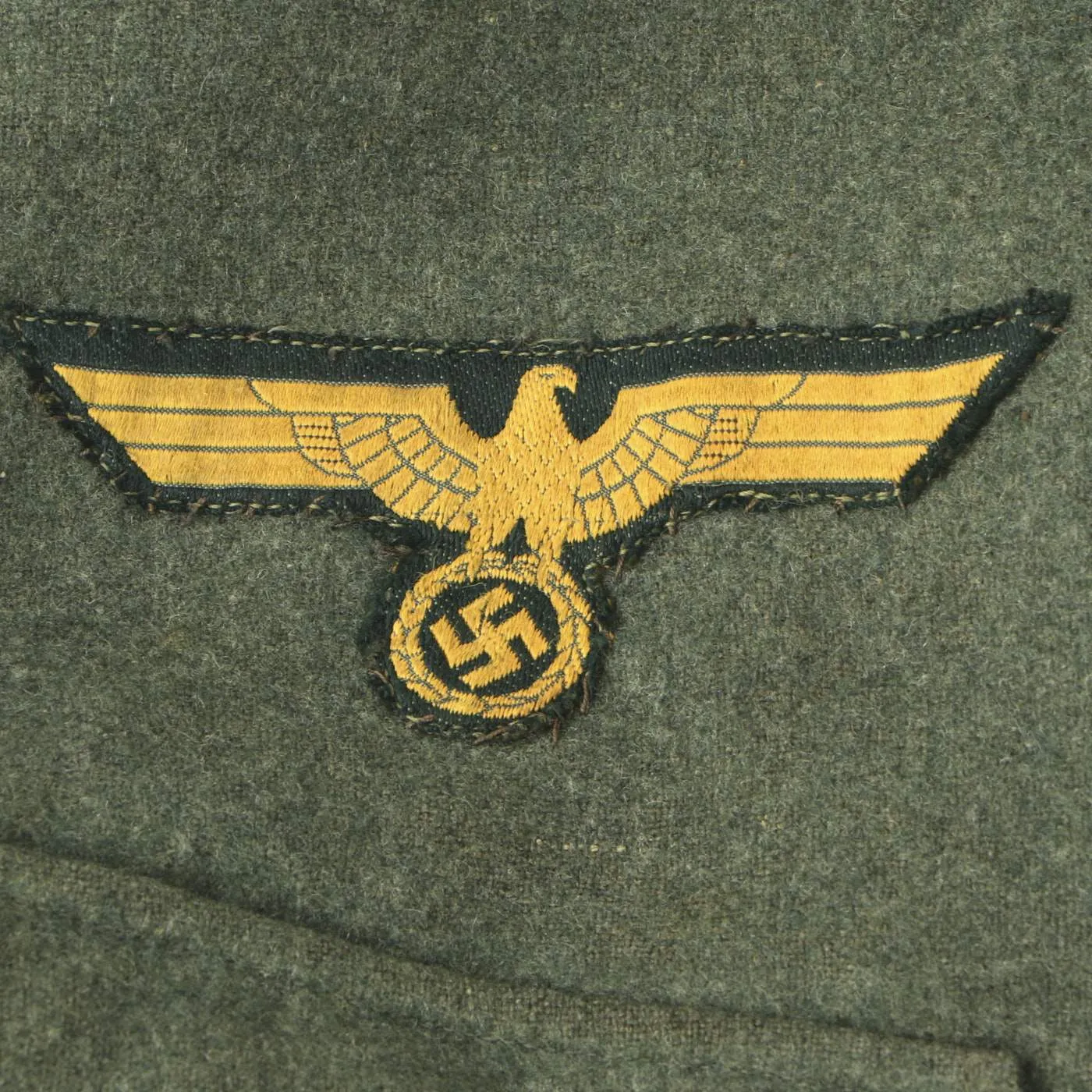 Original German WWII Kriegsmarine Coastal Artillery Enlisted Tunic with Badge