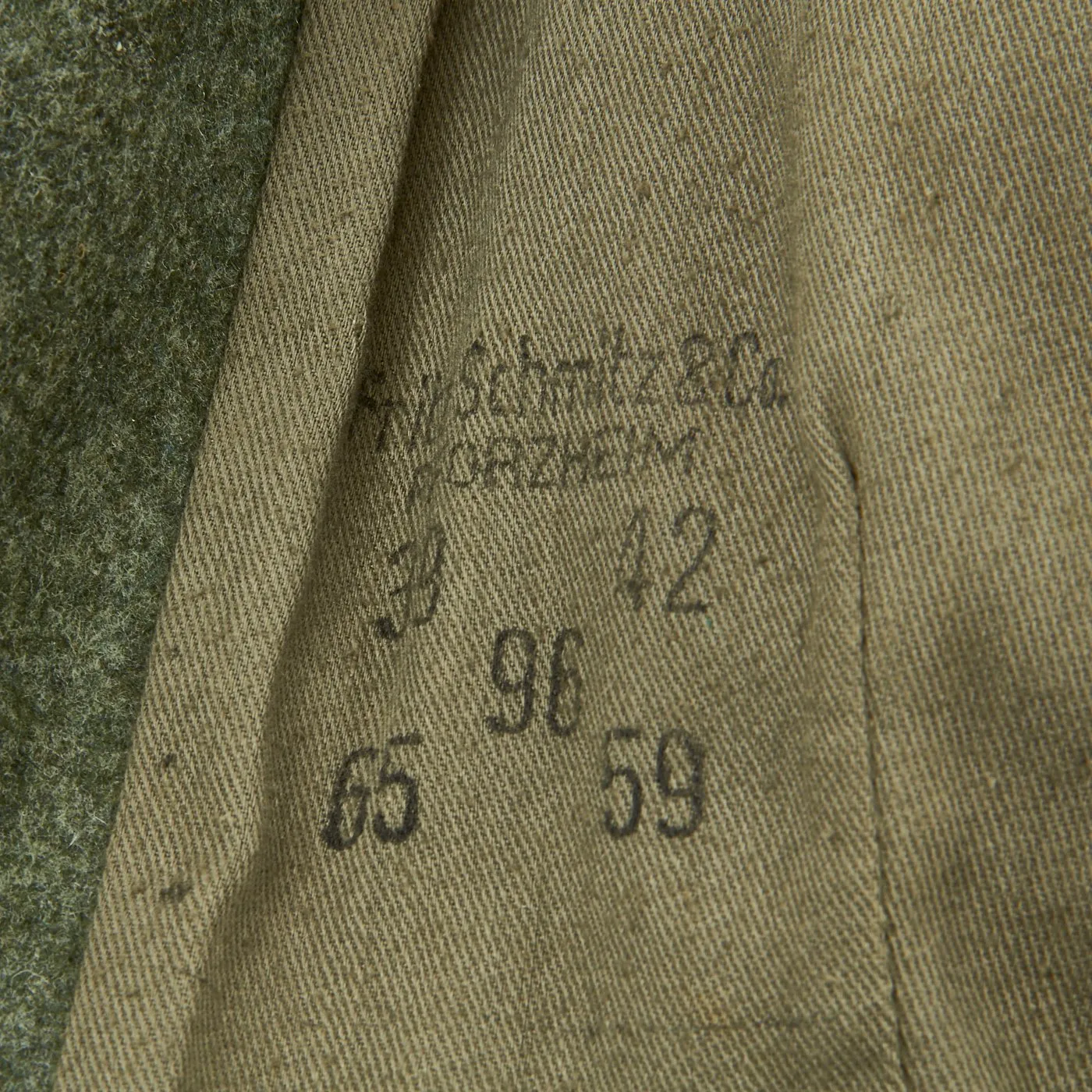 Original German WWII Kriegsmarine Coastal Artillery Matrosenobergefreiter Tunic with Badge