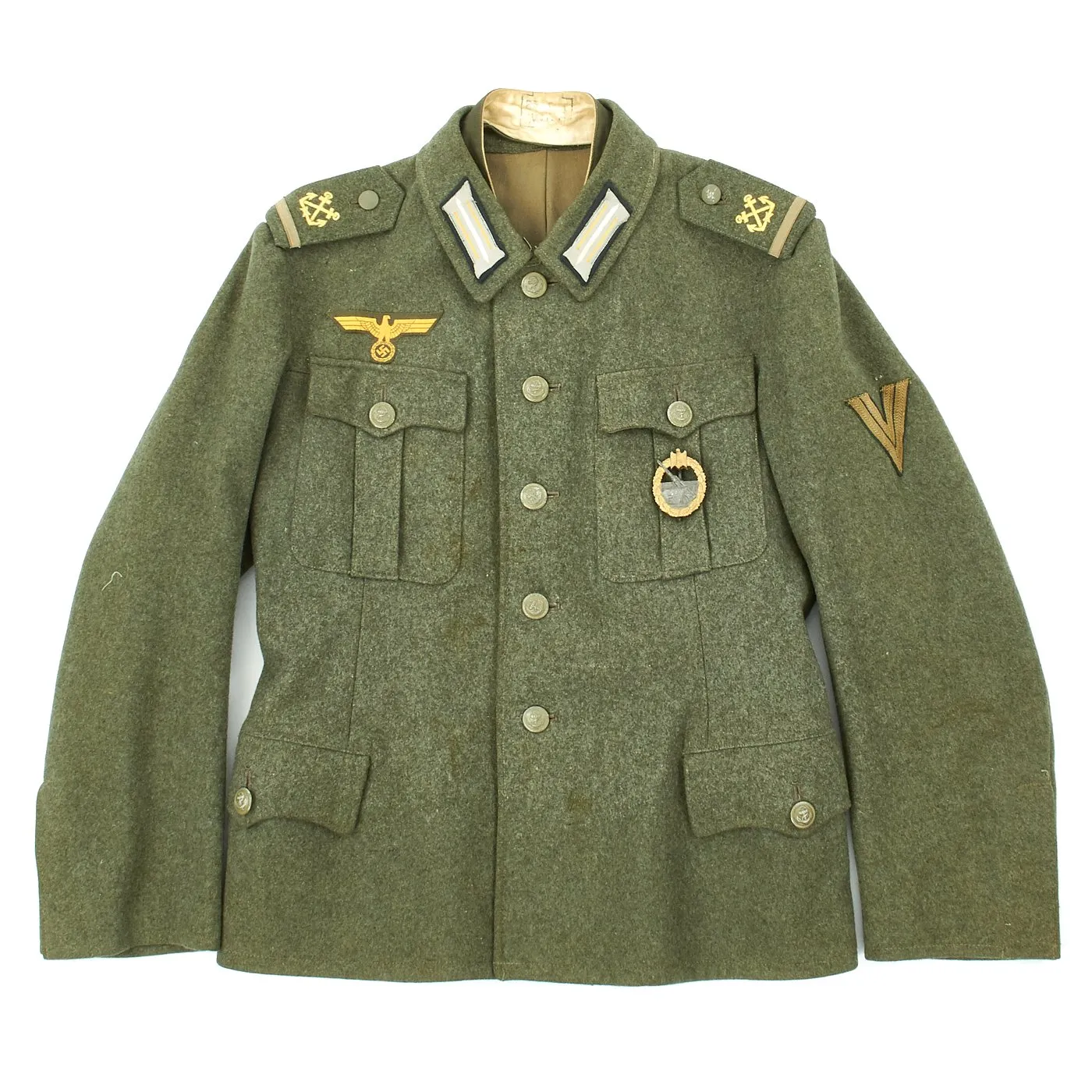 Original German WWII Kriegsmarine Coastal Artillery Matrosenobergefreiter Tunic with Badge