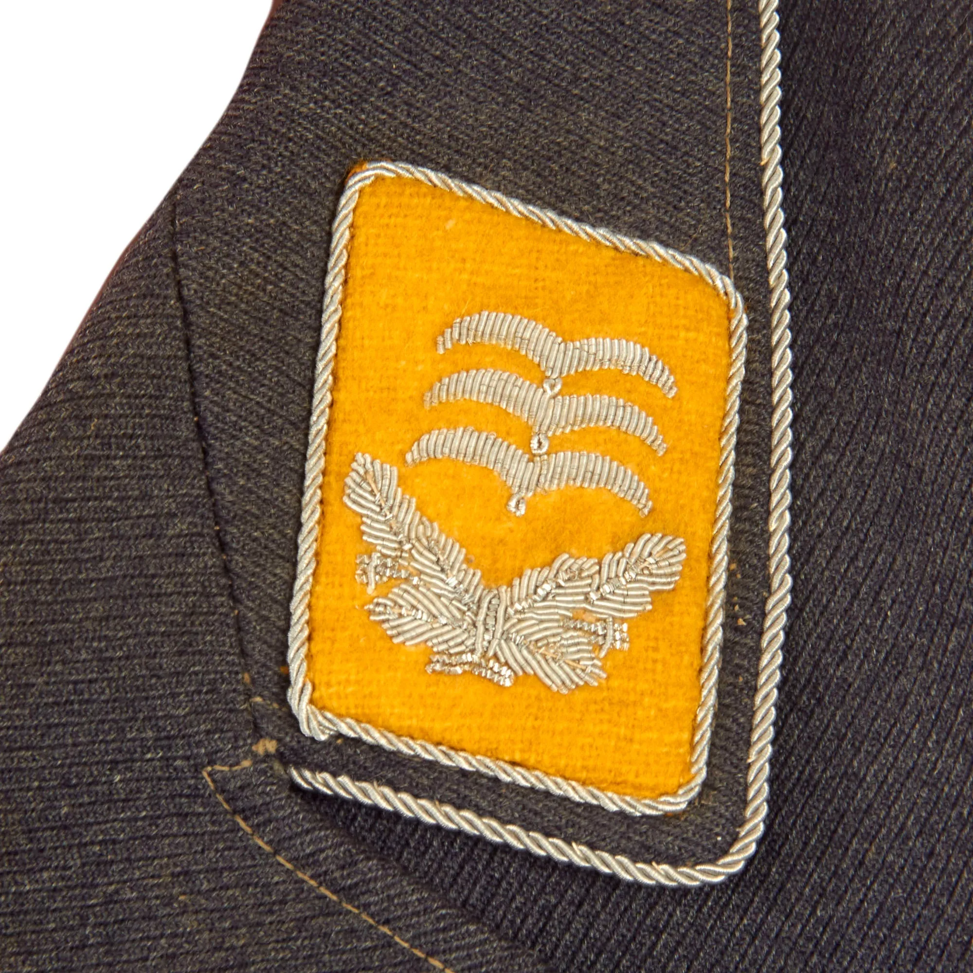 Original German WWII Luftwaffe Flight Branch Hauptmann's Fliegerbluse Tunic with Jagdgeschwader Richthofen & KRETA Cuff Titles