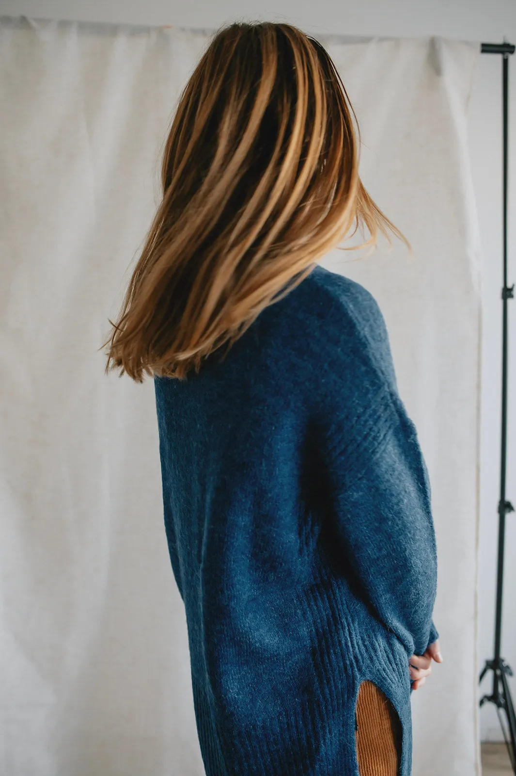 The Kamara Long Sweater - Marine Blue