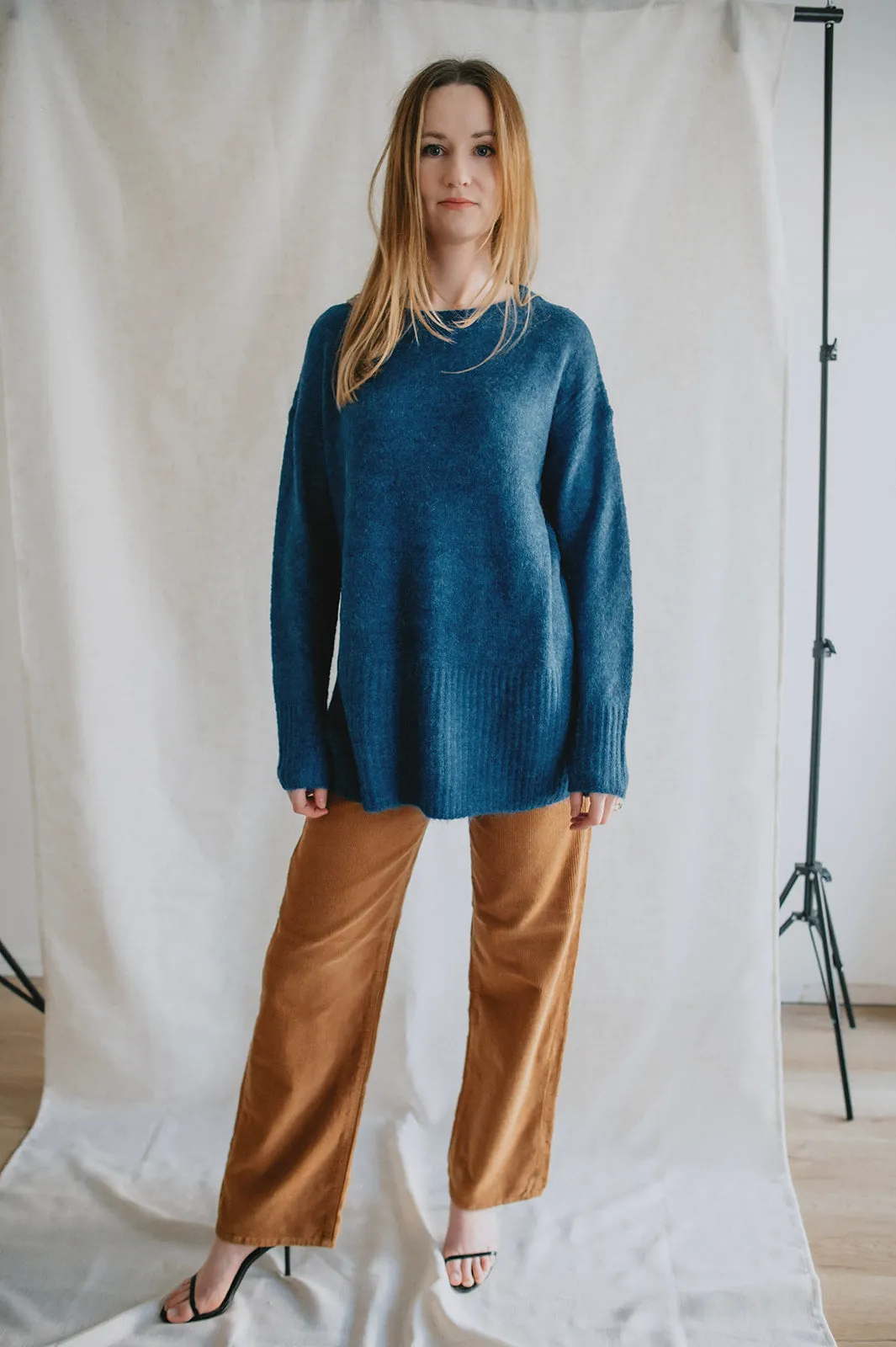 The Kamara Long Sweater - Marine Blue