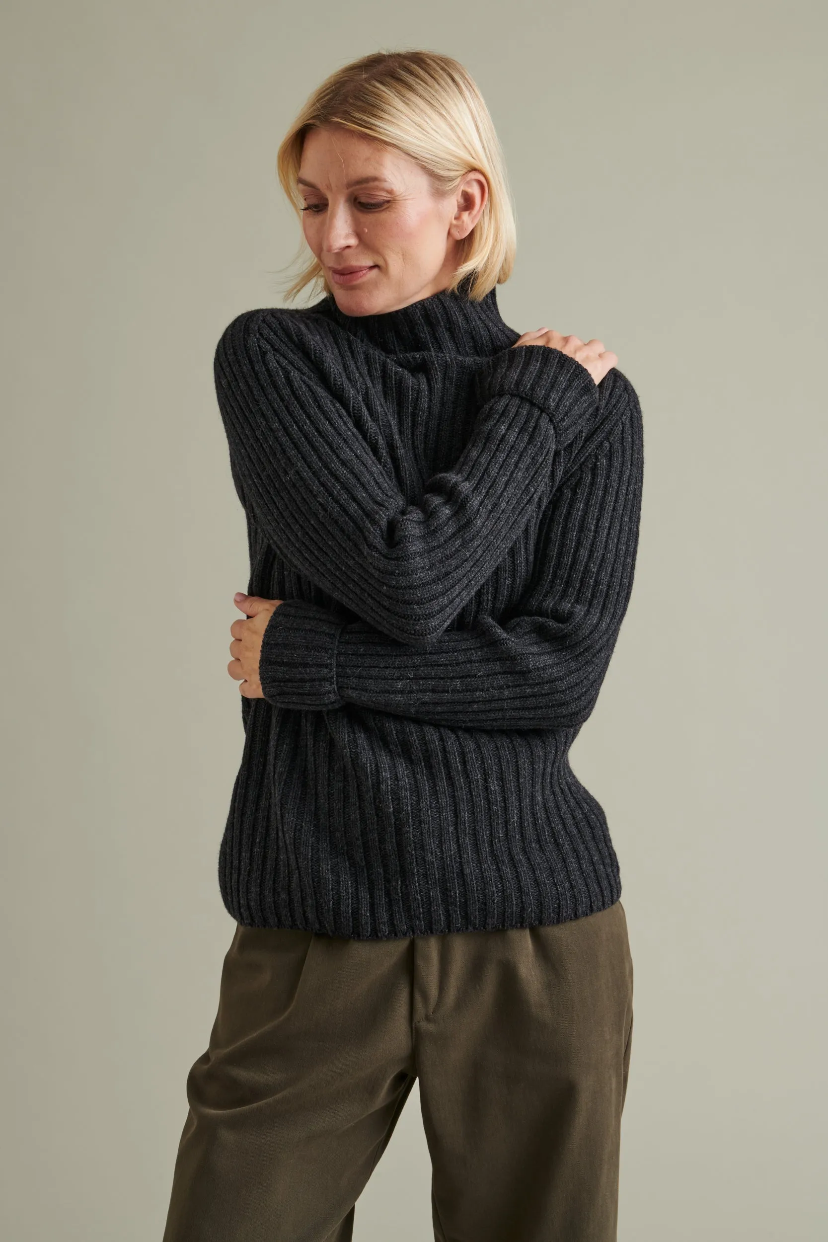 Utö Knit Dark Grey